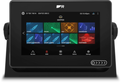 Raymarine Axiom+ 7 RV, 7" Multifunction Display z RealVision 3D, 600W Sonar in RV-100 sonda